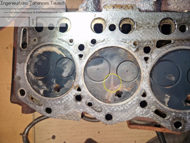 Riss im Zylinderkopf